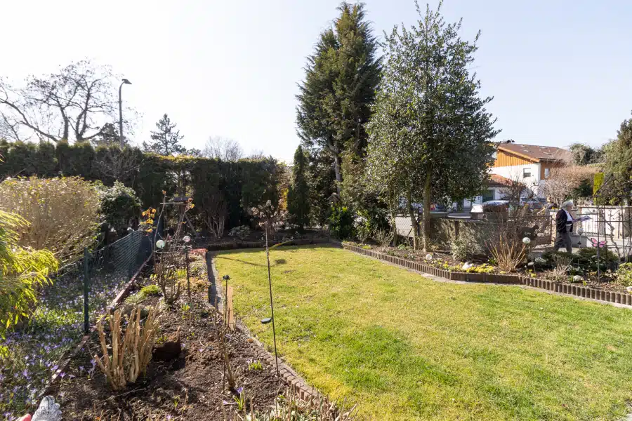 Garten 1 - Großzügige, sonnige Doppelhaushälfte in familienfreundlicher Lage von Weilheim