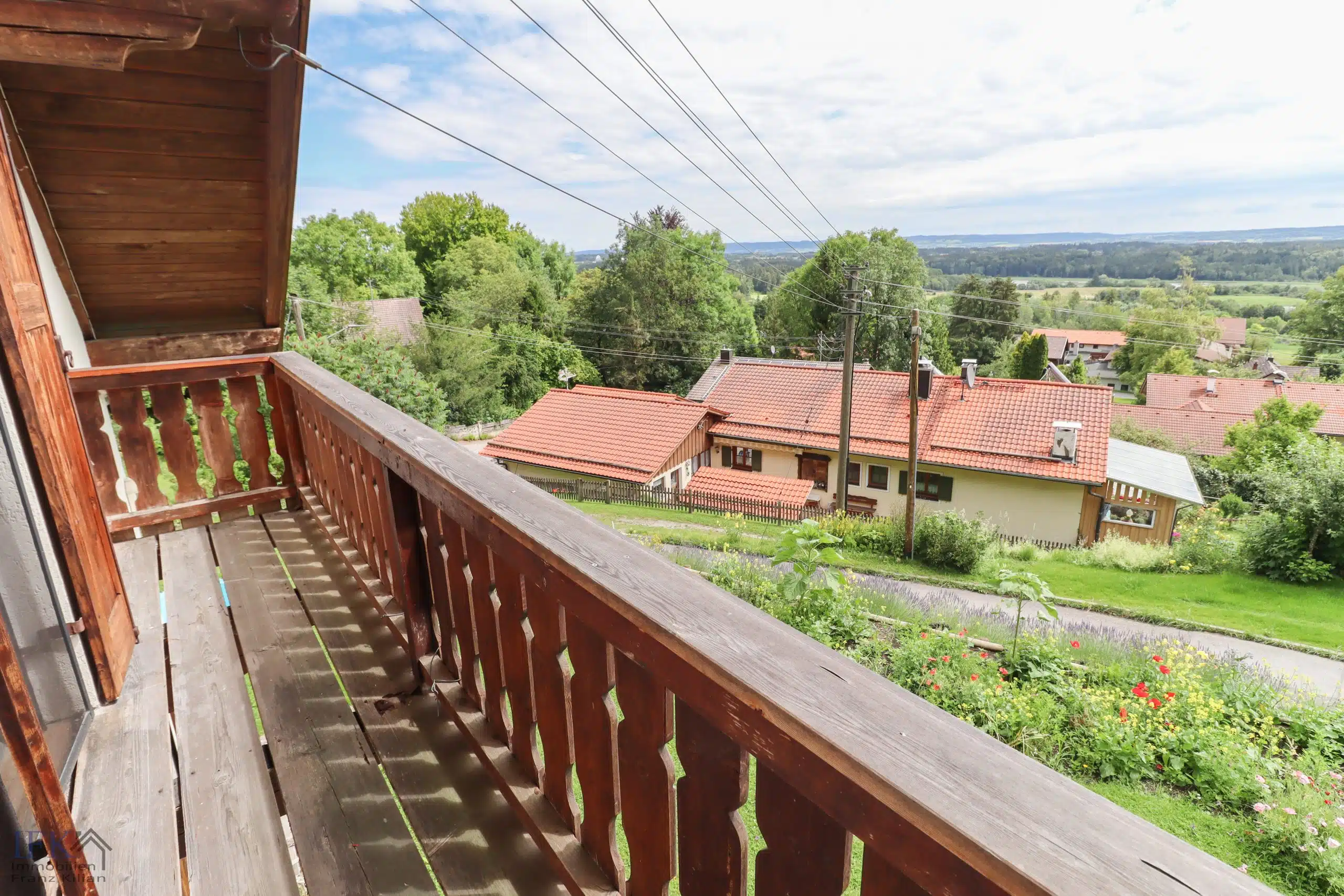 Balkon - Naturliebhaber aufgepasst! Juwel mit traumhaftem Ausblick in Paterzell!
