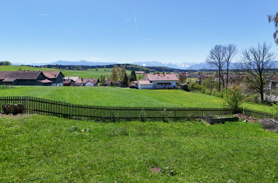 Traumhaftes Grundstück mit genehmigter Bauplanung und Panoramablick in die Alpen! - Grundstück (43333)