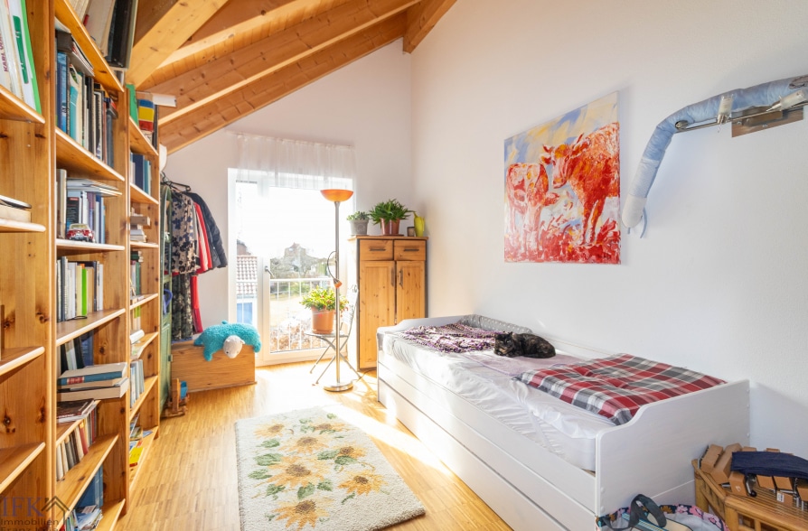 Moderne Doppelhaushälfte mit wertiger Ausstattung in Wielenbach - Schlafzimmer 2 (42344)