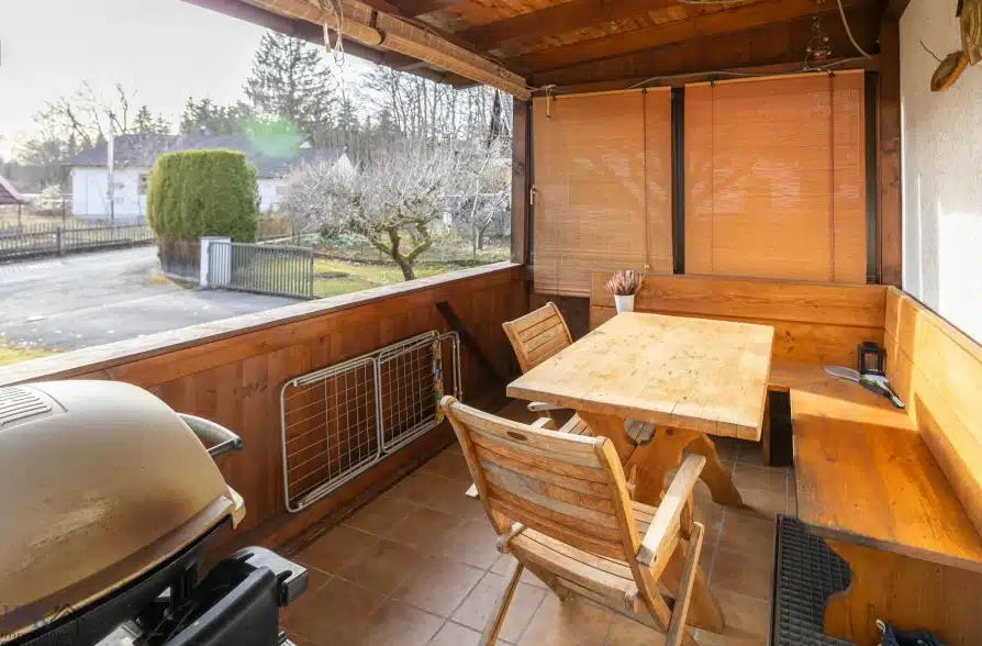 Charmantes Zweifamilienhaus in attraktiver Wohnlage in Seeshaupt - EG Freisitz (40287)