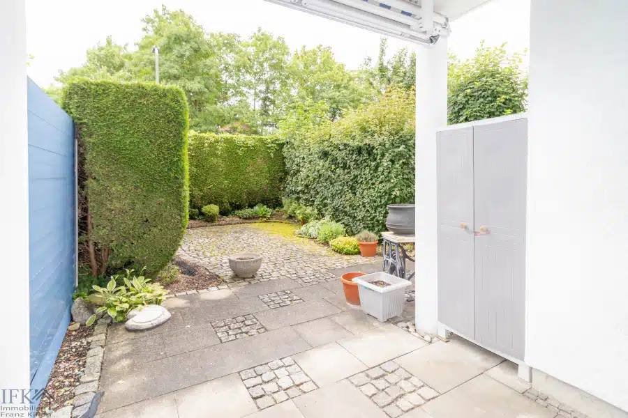 Terrasse - Wohnen wie im Haus! Maisonettewohnung mit eigenem Garten in Weilheim!