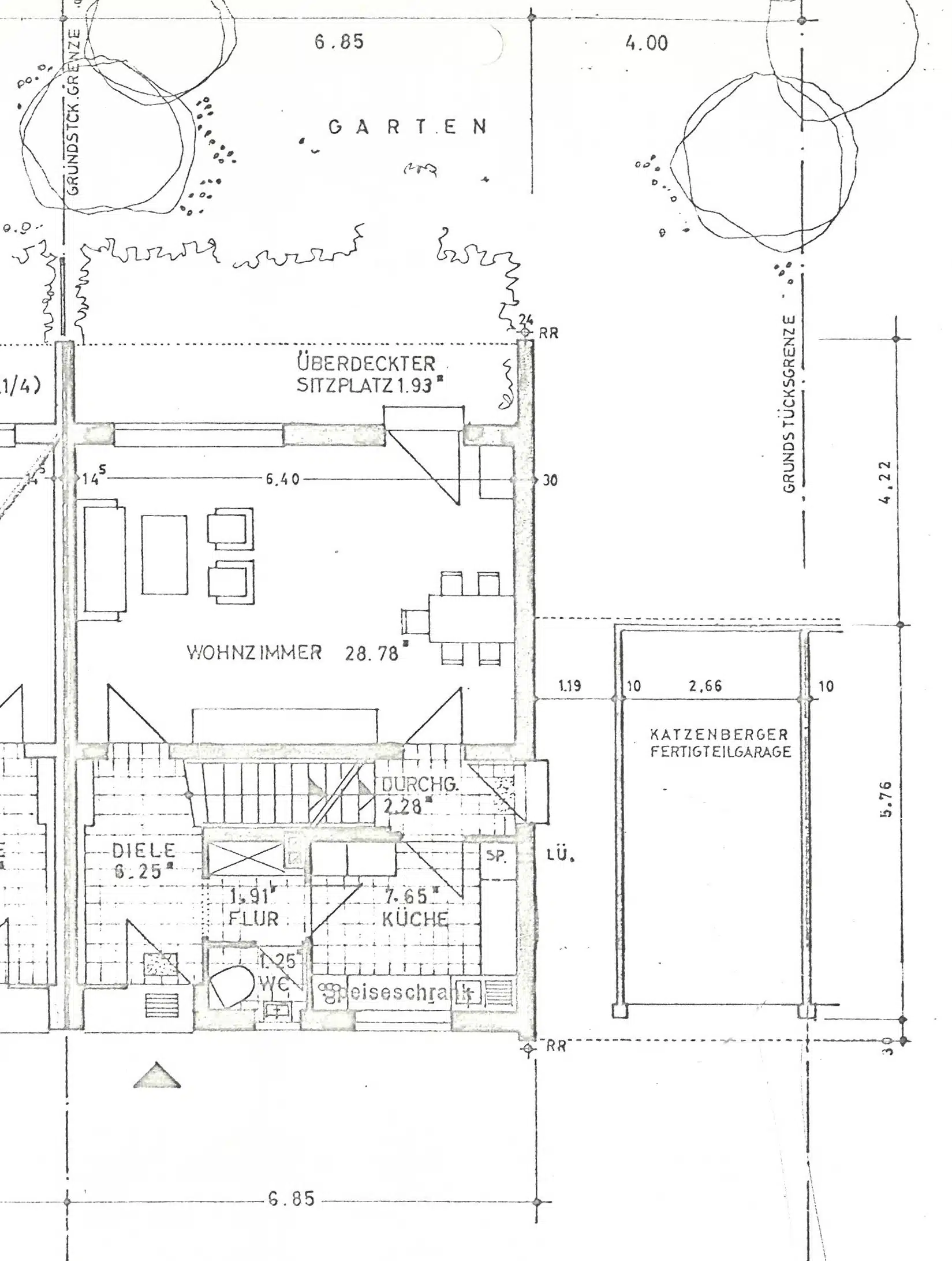 Grundriss EG - Renovierungsbedürftiges Doppelhaus sucht Prinzen zum Wachküssen!