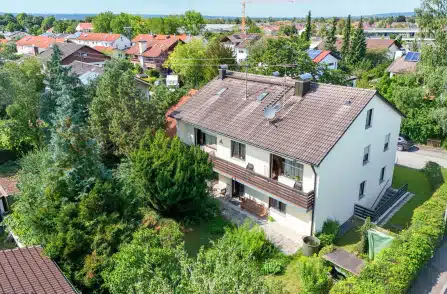 Mehrfamilienhaus mit traumhaften Garten in Top Wohnlage in Weilheim!, 82362 Weilheim in Oberbayern, Zweifamilienhaus