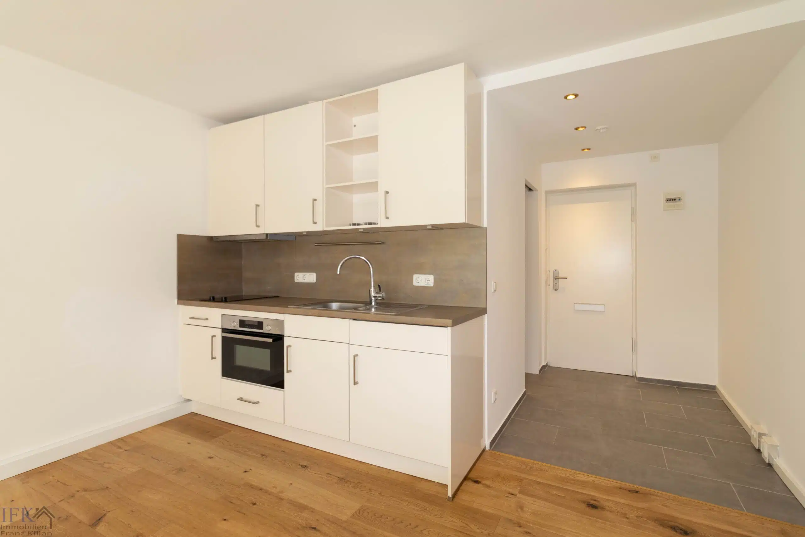 Küche - Modernes, renoviertes Appartment in München Neuhausen!