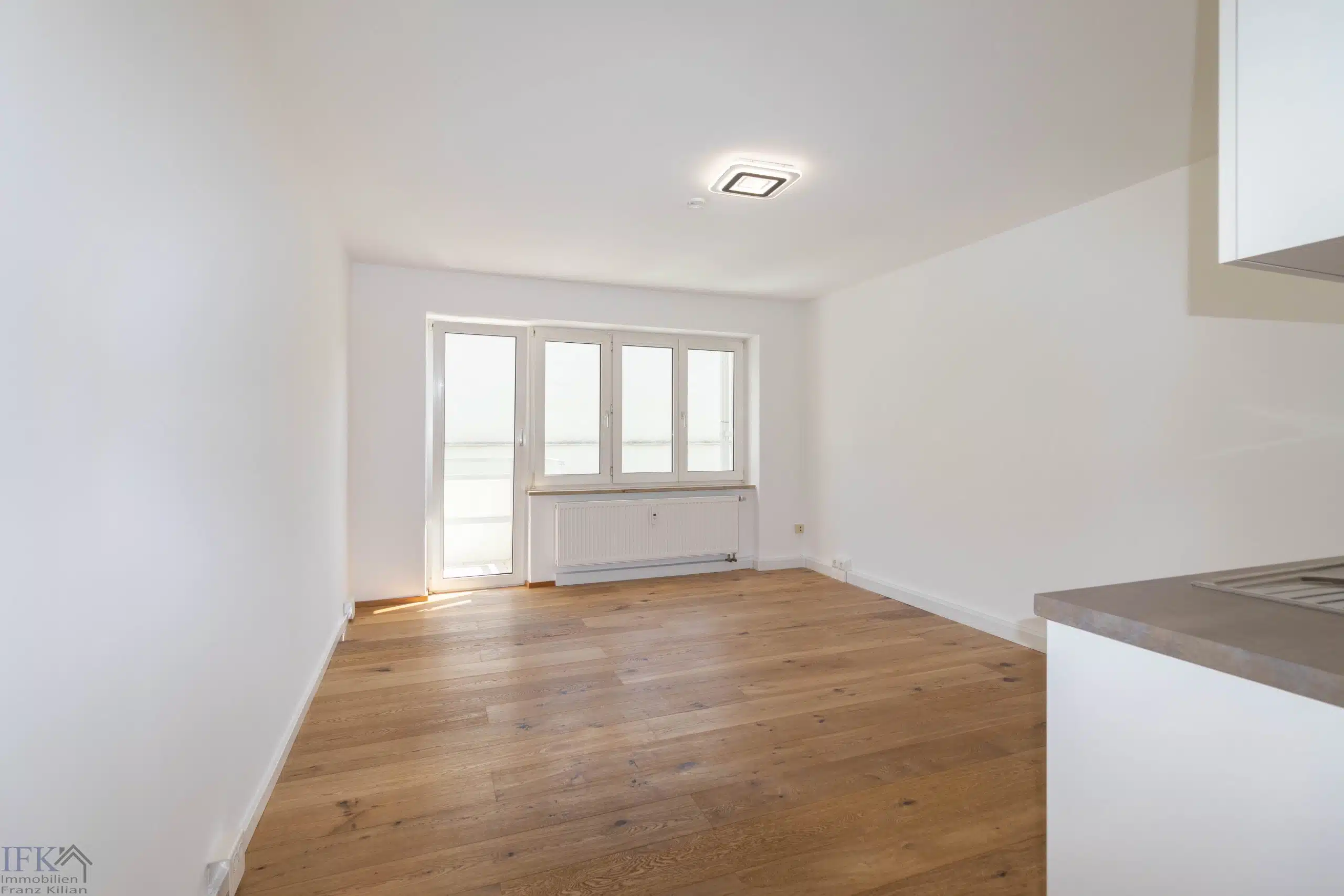 Wohnbereich - Modernes, renoviertes Appartment in München Neuhausen!