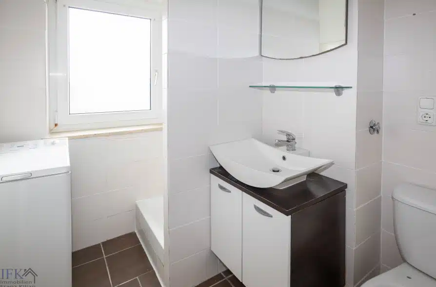Gemütliches Appartement mit großem Balkon und Bergblick in zentraler Wohnlage von Weilheim - Bad (41311)