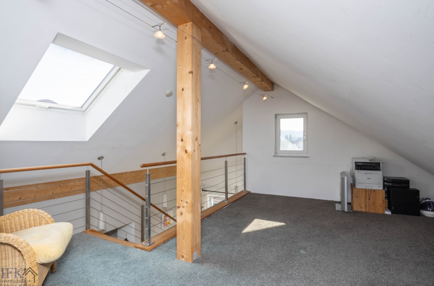 Moderne Doppelhaushälfte Dachterrasse in Peißenberg Wörth - Studio (43765)