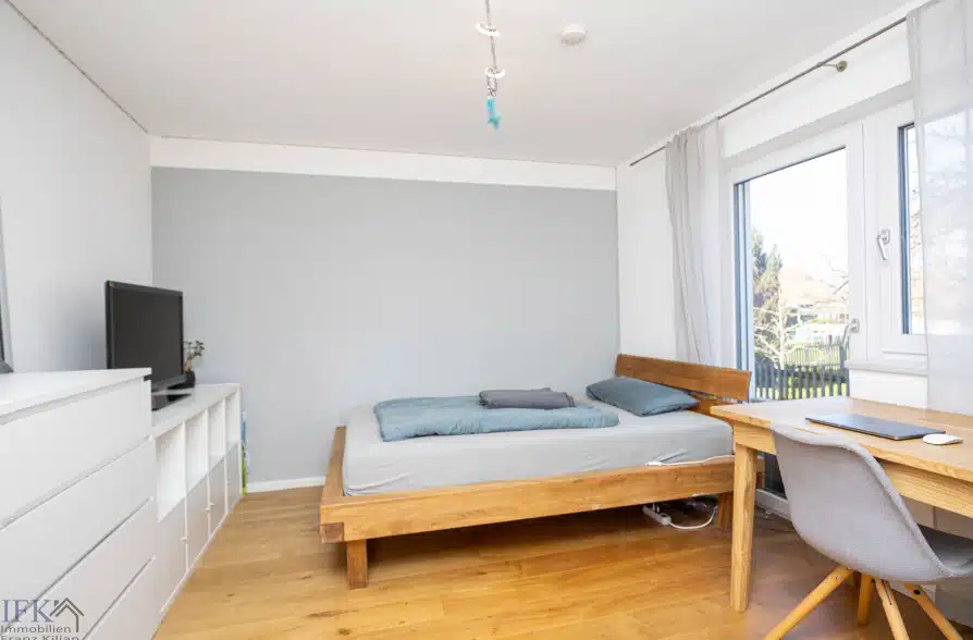 Moderne Doppelhaushälfte Dachterrasse in Peißenberg Wörth - Schlafzimmer 1 (43759)